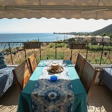 Lilly's Seaview